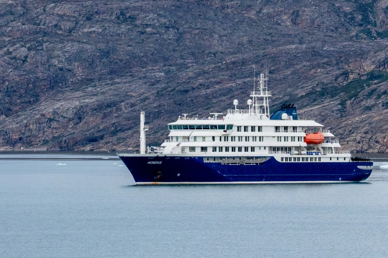 Oceanwide Coordinates Emergency Medical Evacuations from Hondius