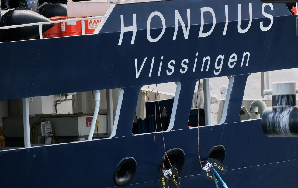 Extra Cleaning Measures Implemented on Cruise Ship Following Deadly Hantavirus Outbreak