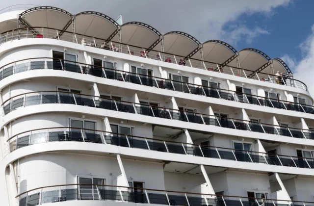 France Allows Asymptomatic Passengers to Disembark Amid Cruise Ship Stomach Bug Outbreak