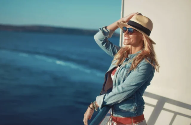 Living the Dream: Woman’s Unique Life on a Cruise Ship and the 4 Things She Can’t Do