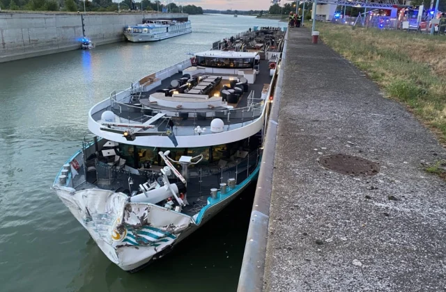 14 Injured in River Cruise Ship Collision Near Vienna