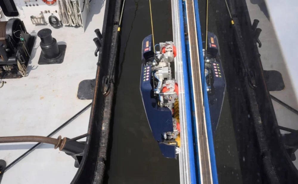Meet the New Robot Making Waves Underneath Carnival Cruise Ships!