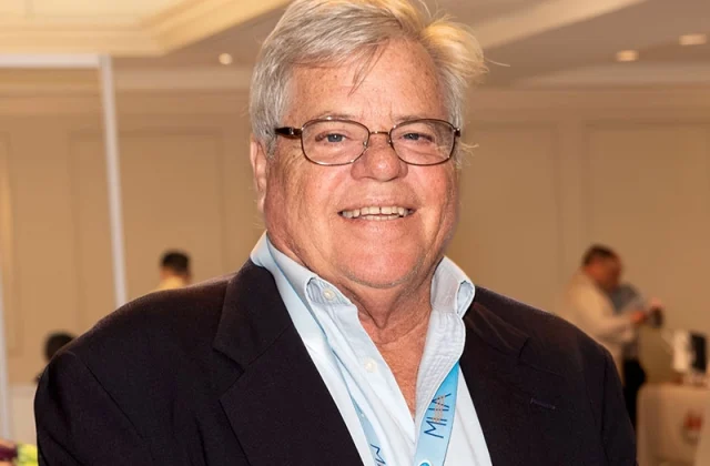 Honoring Terry Walker: A Tribute to Apollo Group’s Esteemed Purchasing Director of 28 Years