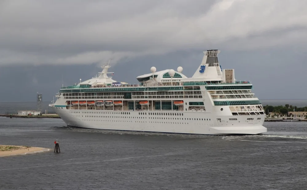 Royal Caribbean’s Vision: New Itinerary Switch from Canada/New England to Bahamas Cruises