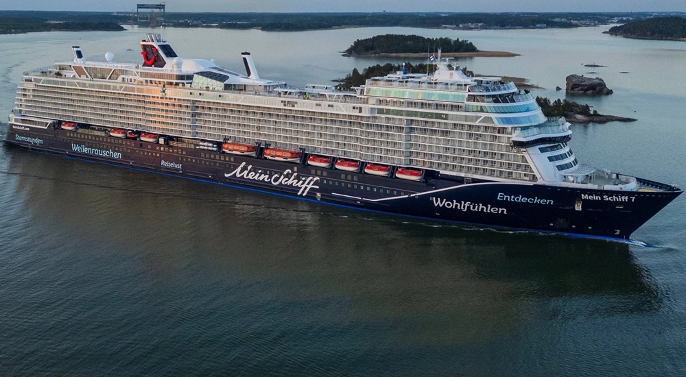 Successful Methanol Bunkering Trial on TUI’s Mein Schiff 7 in Kiel by MB Energy