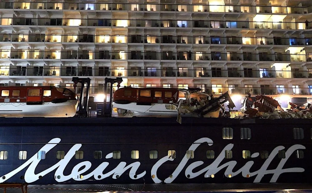 Cruise Ship Collides with Container Vessel at German North Sea Port
