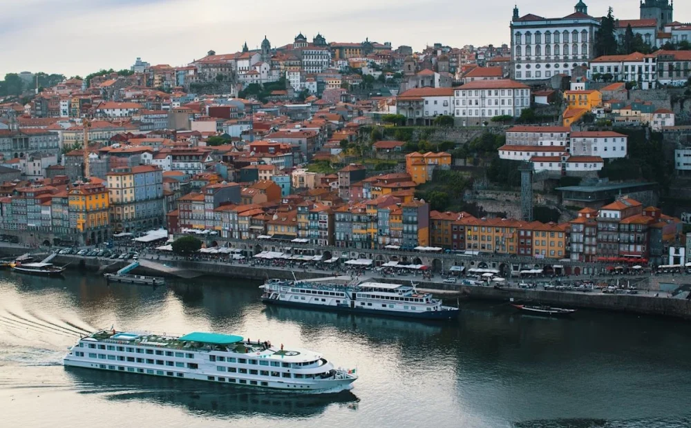 Discovering Local Flavors: How Small-Ship Cruises Unlock Hidden Culinary Gems